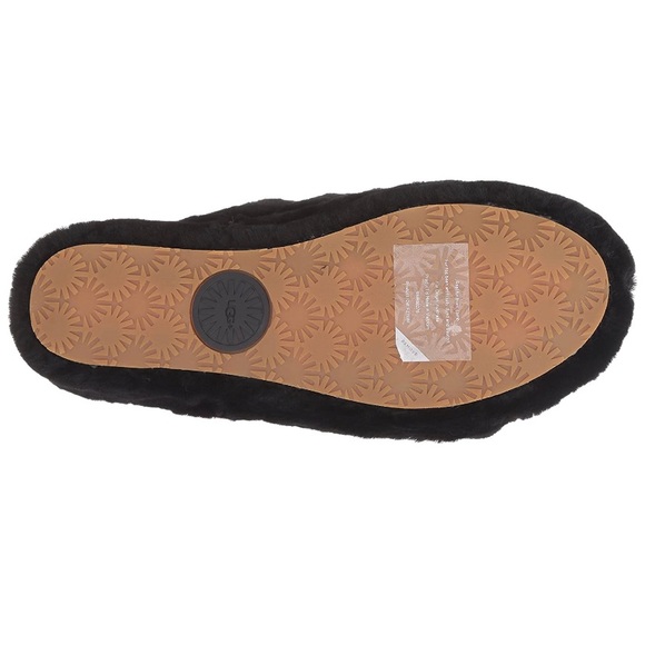 All black Ugg’s - Picture 4 of 4